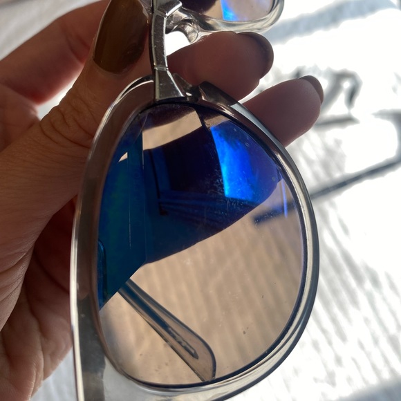 Blue mirrored, clear-framed sunnies - Picture 7 of 9